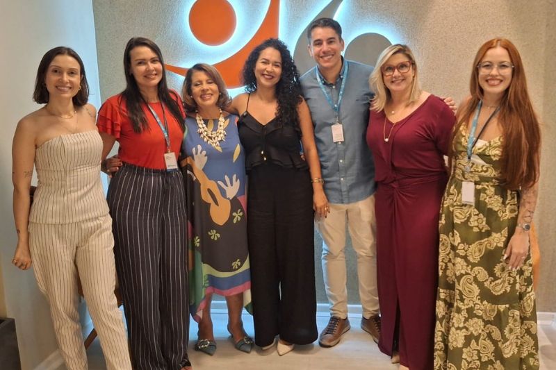 Da esquerda para a direita Bruna Magesti, nutricionista e doutora em Enfermagem; Carla Azevedo, gerente regional RJES da Porto; Fátima Monteiro, presidente do CCS-RJ; Bianca Machado, tenente-coron