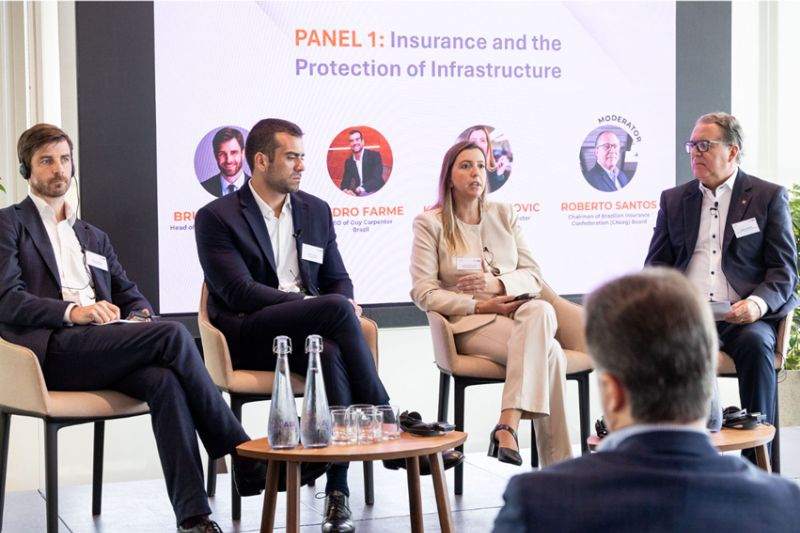 Ben Howarth, Eduard Folch, Rachel Delhaise e Claudia Prates