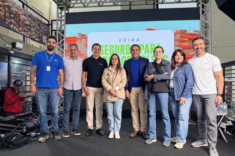 Representantes do mercado segurador e do G10 participam de feira de seguros realizada em Paraisópolis (DivulgaçãoCNseg)